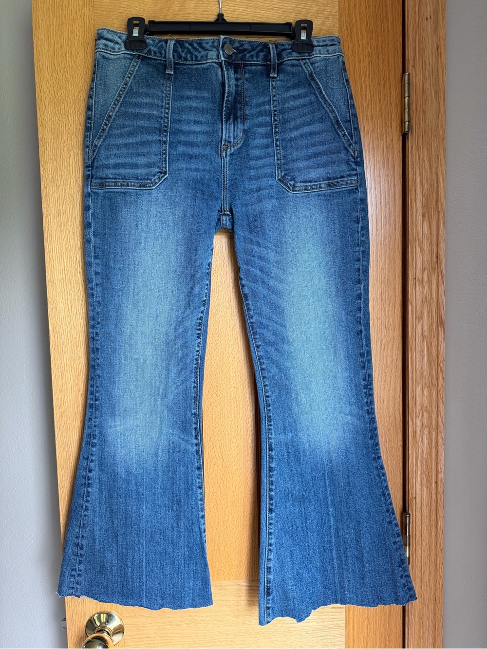 Driftwood Farrah Patch Pocket Flare Bell Bottom Jeans Raw Hem Blue Size 30